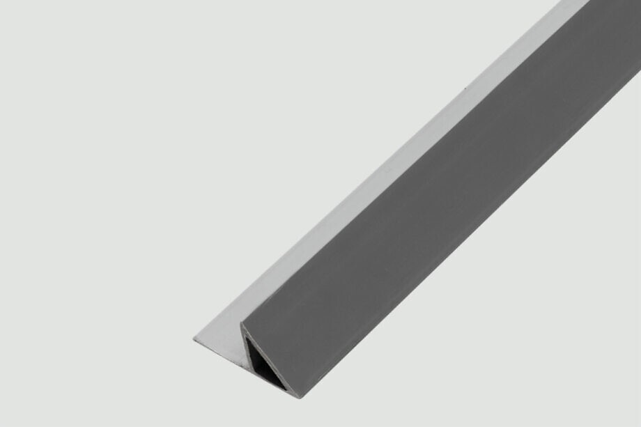 Kunststoff-Dreikantleiste Nagelfahne